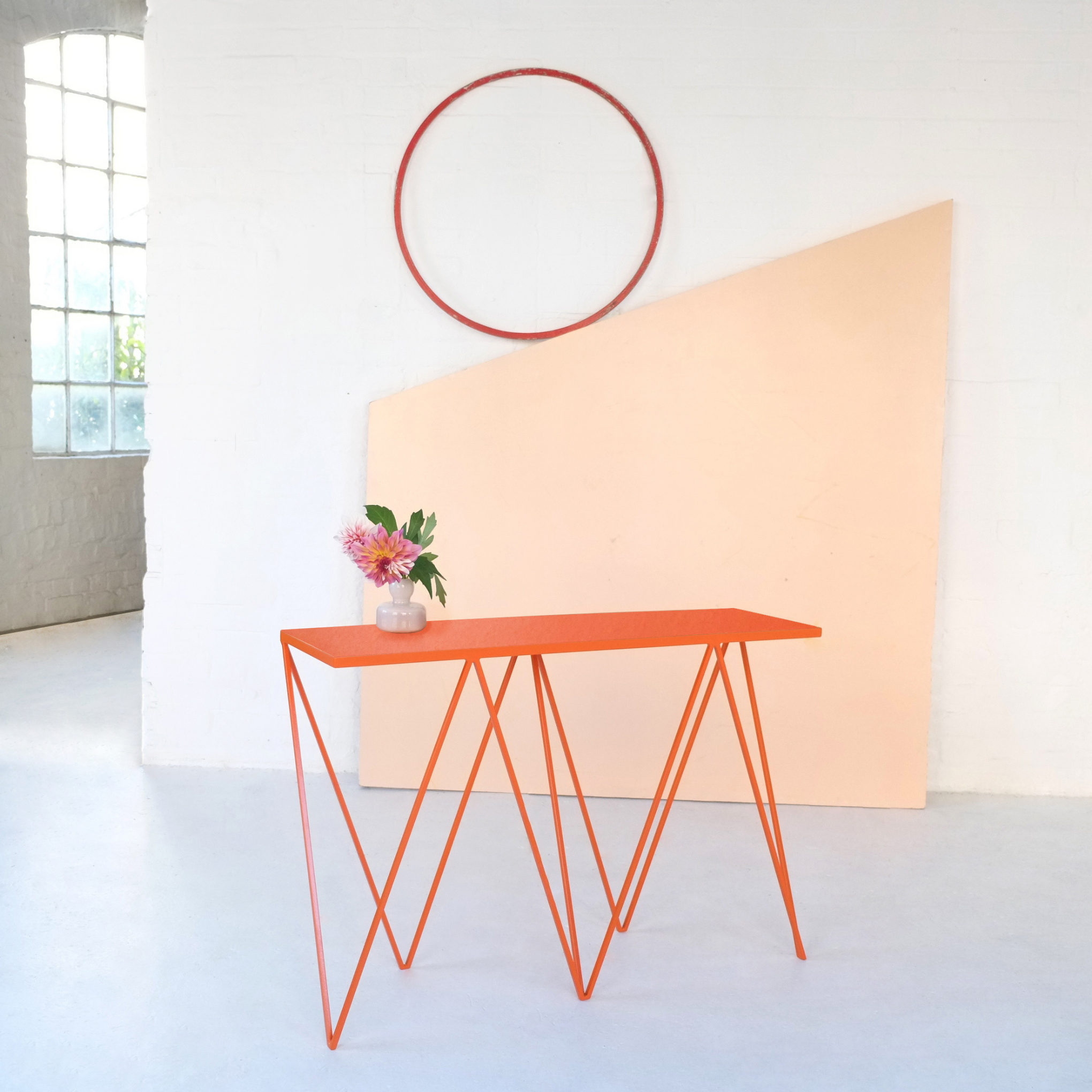 Giraffe Console Table - Linoleum Top